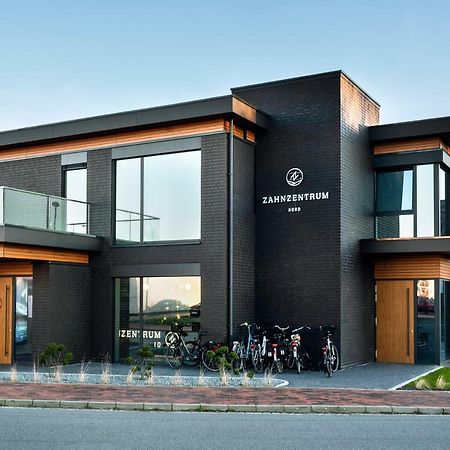 OHANA Suite by ZZN im Zahnzentrum Nord Emden Exterior foto