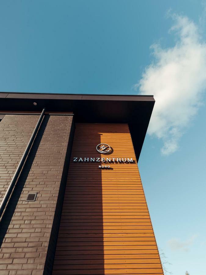 OHANA Suite by ZZN im Zahnzentrum Nord Emden Exterior foto